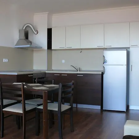 Complex Kentavar - Free Fast Wifi *