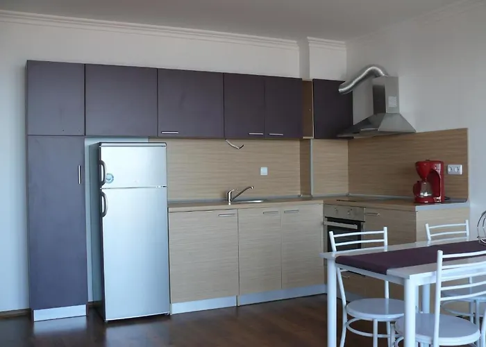 Apartment Complex Kentavar - Free Fast Wifi *