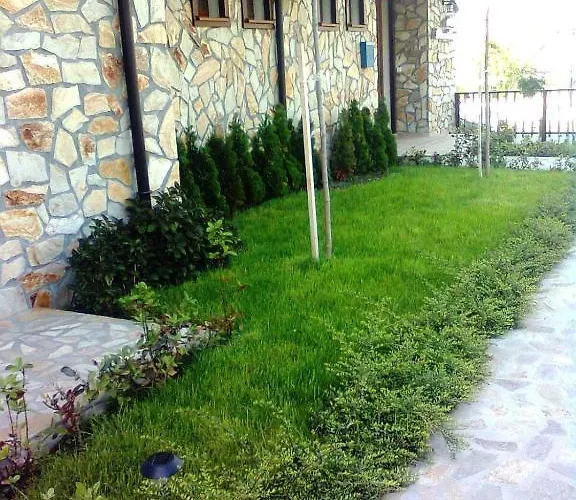 Complex Kentavar - Free Fast Wifi *